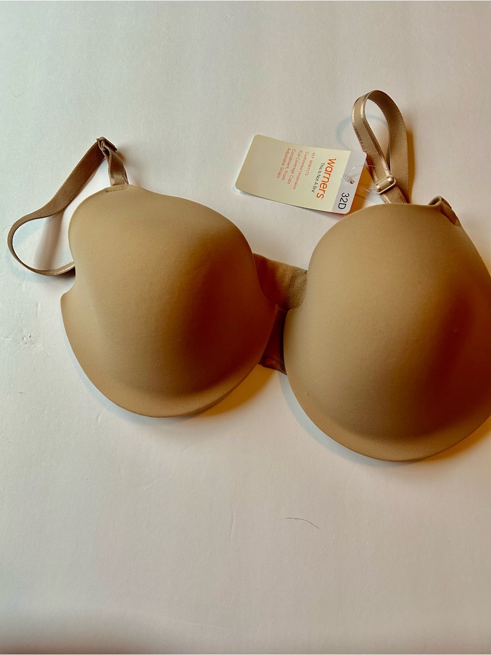 NWT Warner’s Underwire Bra. Size 32D